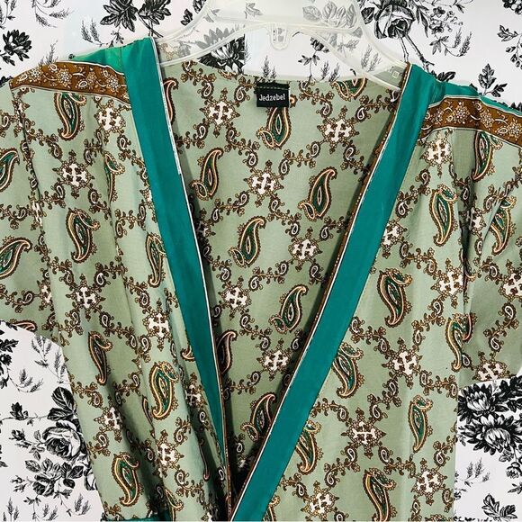 Eastern Silk Wrap Dress-Jedzebel size is -medium satin material wrap - Picture 3 of 9